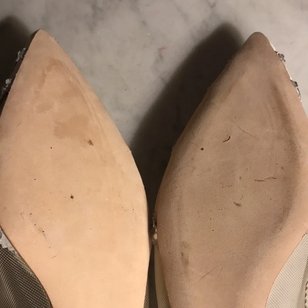 New Badgley Mischka Gigi Pointed Toe Flats Size 9.5 Ivory